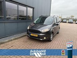 Grijs Gebruikt 2016 Ford Tourneo Courier Titanium MPV | € 9.950 (Eerlijke prijs)