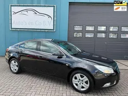 Zwart Gebruikt 2012 Opel Insignia Business Edition Hatchback | € 6.450 (Iets duurder)