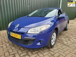 Blauw Gebruikt 2011 Renault Mégane III Authentique Hatchback | € 5.290 (Eerlijke prijs)