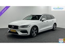 Wit Gebruikt 2021 Volvo V60 Momentum Stationwagen | € 24.500 (Super prijs)