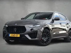 Grijs Gebruikt 2019 Maserati Levante GranLusso SUV | € 62.950 (Eerlijke prijs)