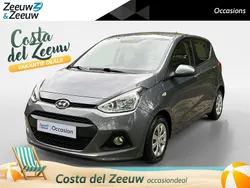 Stardust metallic (v3g) Gebruikt 2017 Hyundai i10 Comfort Hatchback | € 8.435 (Eerlijke prijs)