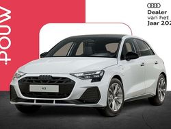 Wit Nieuw 2025 Audi A3 Sportback e-tron S-Line Sedan | € 53.450 (Duur)