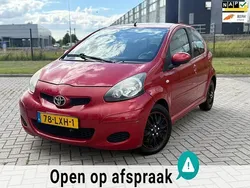 Rood Gebruikt 2010 Toyota Aygo Hatchback | € 2.750 (Goede deal)