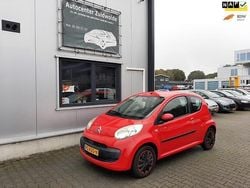 Rood Gebruikt 2007 Citroën C1 Hatchback | € 1.949 (Eerlijke prijs)