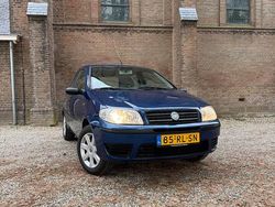 Blauw Gebruikt 2005 Fiat Punto Young Hatchback | € 950 (Eerlijke prijs)