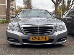 Zilver Gebruikt 2009 Mercedes E350 Avantgarde Sedan | € 11.000