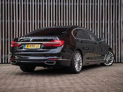 Zwart Gebruikt 2019 BMW 730L Executive Sedan | € 34.950