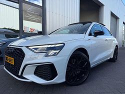 Wit Gebruikt 2021 Audi A3 Sportback e-tron S-Line Sedan | € 29.450 (Eerlijke prijs)