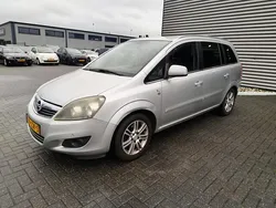 Grijs Gebruikt 2010 Opel Zafira Edition MPV | € 2.600 (Eerlijke prijs)