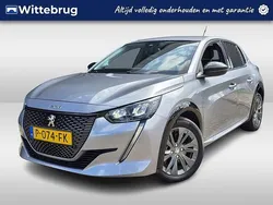 Grijs Gebruikt 2022 Peugeot e-208 Allure Hatchback | € 17.925 (Eerlijke prijs)