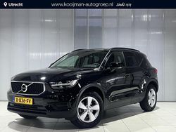 Zwart Gebruikt 2022 Volvo XC40 Momentum SUV | € 31.749 (Goede deal)