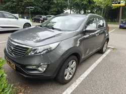 Grijs, metallic lak Gebruikt 2010 Kia Sportage Plus SUV | € 7.450 (Eerlijke prijs)