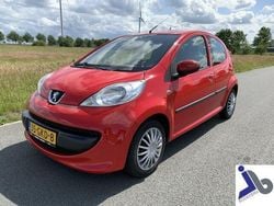 Rood Gebruikt 2008 Peugeot 107 Hatchback | € 2.740 (Iets duurder)