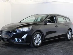 Zwart Gebruikt 2022 Ford Focus Active Hatchback | € 16.350 (Super prijs)