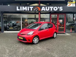 Rood Gebruikt 2012 Toyota Aygo Comfort Hatchback | € 3.750 (Eerlijke prijs)