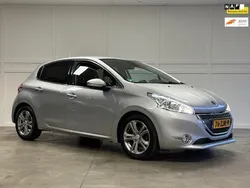 Grijs Gebruikt 2013 Peugeot 208 Allure Hatchback | € 6.450 (Eerlijke prijs)