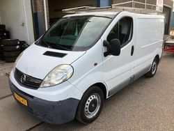 Wit Gebruikt 2012 Opel Vivaro Van | € 3.250 (Super prijs)