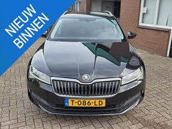 Zwart Gebruikt 2019 Skoda Superb Business Line Stationwagen | € 12.999 (Goede deal)