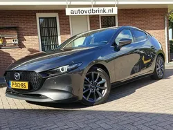 Grijs Gebruikt 2021 Mazda 3 Sportive Hatchback | € 19.940 (Goede deal)