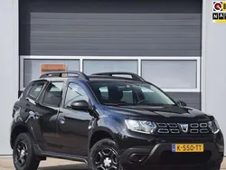 Zwart, metallic lak Gebruikt 2021 Dacia Duster Essentiel SUV | € 17.900 (Eerlijke prijs)