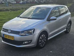 Grijs Gebruikt 2016 VW Polo Hatchback | € 10.950 (Eerlijke prijs)