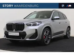 Spacesilber (licht grijs metallic) Gebruikt 2025 BMW X1 Comfort Edition SUV | € 62.495