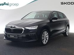 Zwart Nieuw 2025 Skoda Scala Business Line Hatchback | € 33.177