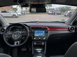 Wit Gebruikt 2020 MG ZS Luxury Sedan | € 11.500 (Super prijs)