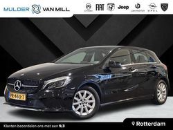Zwart Gebruikt 2017 Mercedes A160 Ambition Hatchback | € 16.945 (Eerlijke prijs)