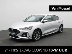 Zilver Gebruikt 2023 Ford Focus ST-Line Hatchback | € 24.845 (Eerlijke prijs)