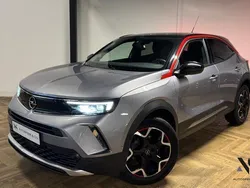 Grijs, metallic lak Gebruikt 2021 Opel Mokka GS Line SUV | € 21.940 (Eerlijke prijs)