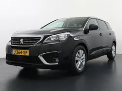 Zwart Gebruikt 2020 Peugeot 5008 MPV | € 23.420 (Eerlijke prijs)