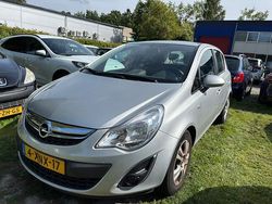 Grijs Gebruikt 2013 Opel Corsa Cosmo Hatchback | € 7.899 (Iets duurder)