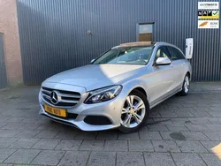 Zilver, metallic lak Gebruikt 2015 Mercedes C180 Stationwagen | € 17.950 (Goede deal)