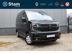 Zwart metallic Gebruikt 2024 Renault Master Van | € 38.490 (Iets duurder)
