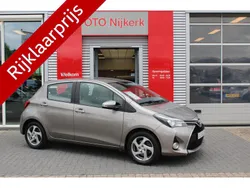 Bruin Gebruikt 2015 Toyota Yaris Hybrid Hatchback | € 13.900 (Iets duurder)