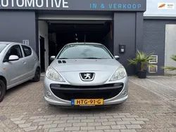 Grijs Gebruikt 2011 Peugeot 206+ Hatchback | € 1.999 (Goede deal)