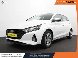 Wit Gebruikt 2022 Hyundai i20 Trend Hatchback | € 15.890 (Eerlijke prijs)