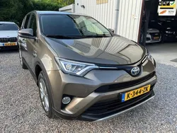 Bruin Gebruikt 2016 Toyota RAV4 SUV | € 22.999 (Eerlijke prijs)