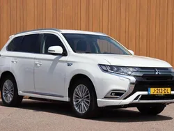 Wit Gebruikt 2020 Mitsubishi Outlander SUV | € 22.940 (Goede deal)