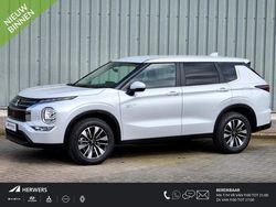 Wit Nieuw 2025 Mitsubishi Outlander Intense SUV | € 51.390 (Eerlijke prijs)