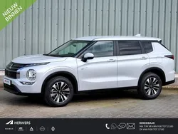 Wit Nieuw 2025 Mitsubishi Outlander Intense SUV | € 52.390 (Eerlijke prijs)