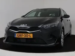 Zwart metallic Gebruikt 2024 Kia Ceed Sportswagon 2 Stationwagen | € 26.840 (Iets duurder)