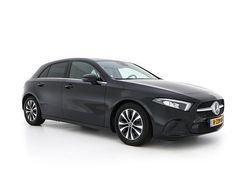 Zwart Gebruikt 2020 Mercedes A160 Business Hatchback | € 16.445 (Eerlijke prijs)