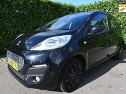 Zwart Gebruikt 2012 Peugeot 107 Active Hatchback | € 4.450 (Eerlijke prijs)