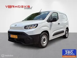 Wit Nieuw 2025 Toyota Proace City Van | € 23.500