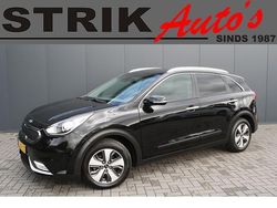 Zwart Gebruikt 2017 Kia Niro First Edition SUV | € 14.649 (Eerlijke prijs)