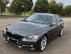 Grijs Gebruikt 2014 BMW 320 Executive Sedan | € 11.500 (Eerlijke prijs)