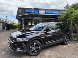 Zwart Gebruikt 2017 VW Tiguan Highline SUV | € 17.245 (Eerlijke prijs)